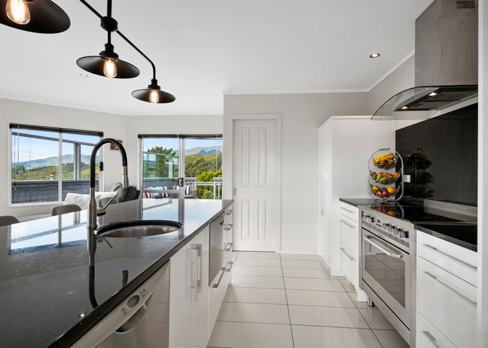  at 41 Seymour Grove, Kingsley Heights, Upper Hutt