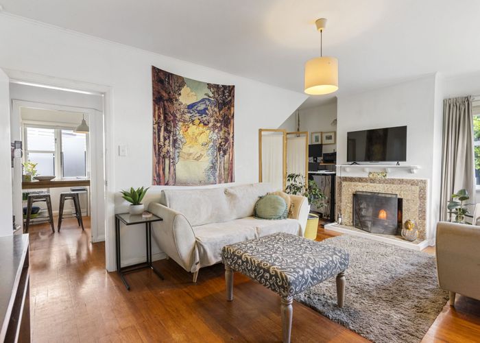  at 74 Larchwood Avenue, Westmere, Auckland