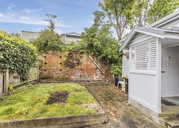  at 173 Tasman Street, Mount Cook, Wellington