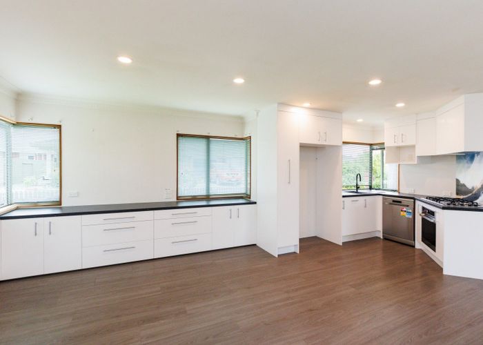  at 9 Edgecombe Court, Roslyn, Palmerston North
