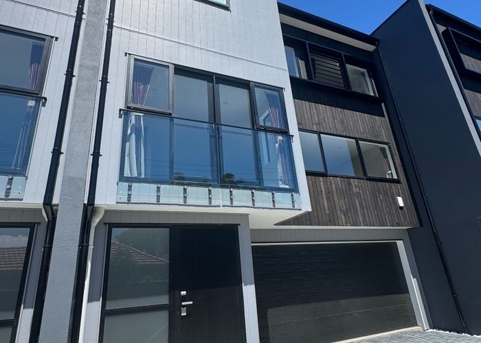  at 81B Wheturangi Road, Greenlane, Auckland City, Auckland