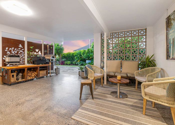  at 2/9 Clifton Road, Herne Bay, Auckland