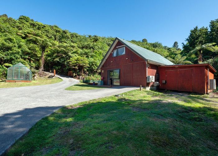  at 442 Spencer Road, Lake Tarawera, Rotorua, Bay Of Plenty