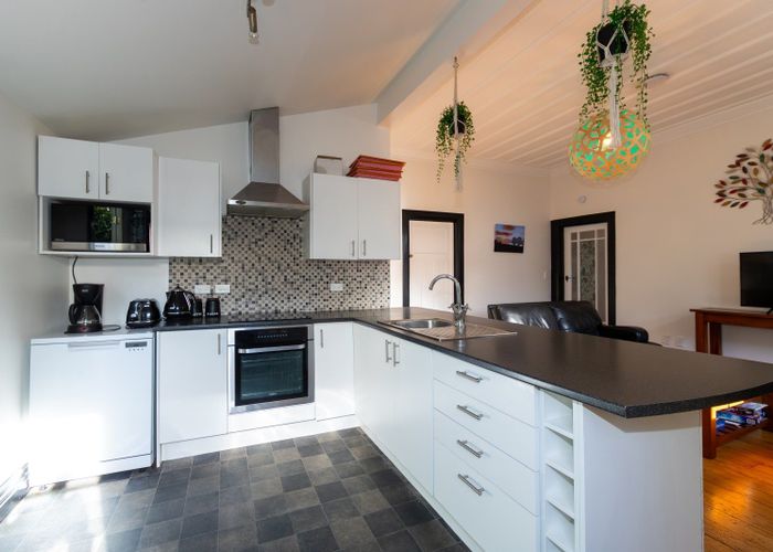  at 131 Shakespeare Road, Bluff Hill, Napier