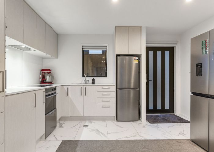  at 3/6 St Leonards Road, Kelston, Waitakere City, Auckland