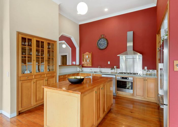  at 27 Taupaki Road, Henderson
