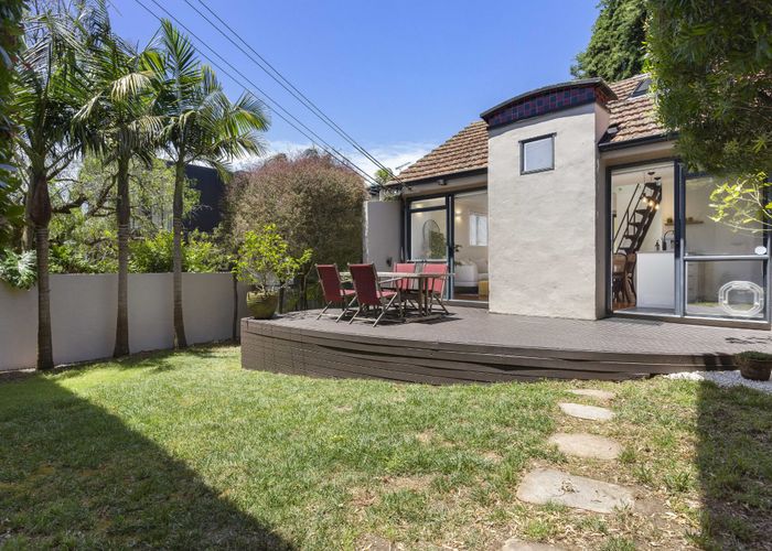  at 22 Larchwood Avenue, Westmere, Auckland