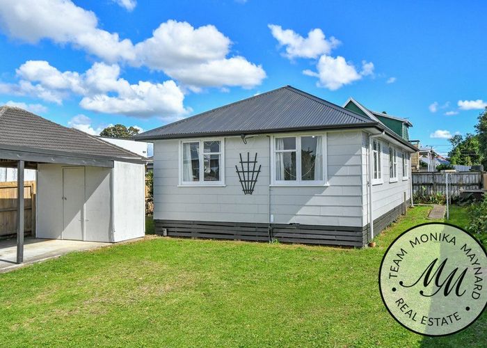  at 1/82 Swaffield Road, Papatoetoe, Auckland