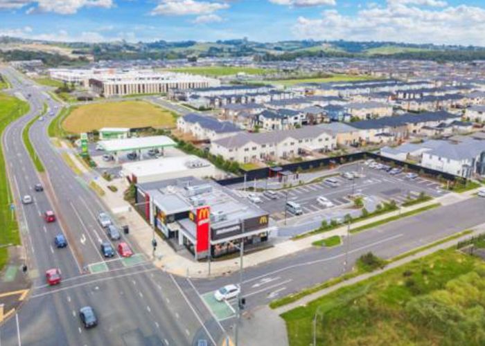  at 9 Soljans Place, Mission Heights, Manukau City, Auckland