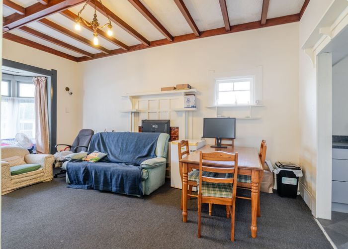  at 1/135 Ferguson Street, West End, Palmerston North, Manawatu / Whanganui