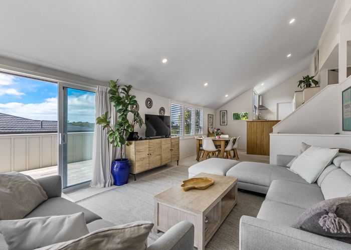  at 12 Winhall Rise, Remuera, Auckland
