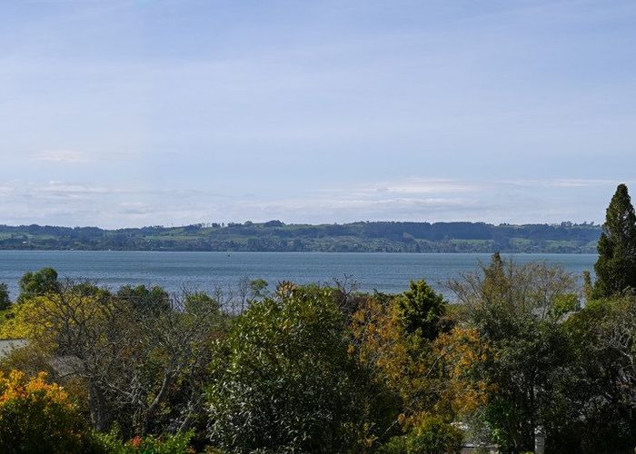  at 12 Aquarius Drive, Kawaha Point, Rotorua, Bay Of Plenty