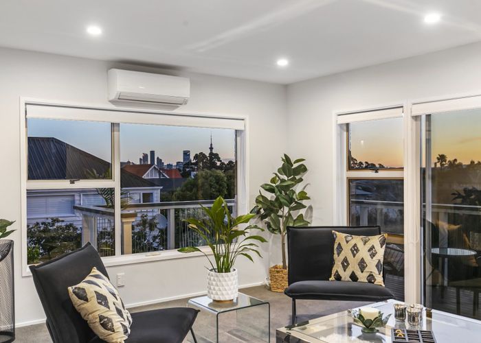  at 3/57 Bayswater Avenue, Bayswater, North Shore City, Auckland