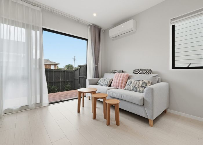  at 5/17 Parker Avenue, New Lynn, Waitakere City, Auckland