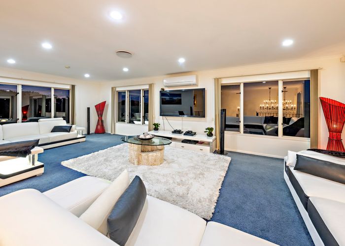  at 1 Kumar Place, The Gardens, Auckland