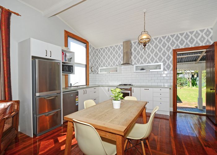 at 20 Riddlers Crescent, Petone, Lower Hutt