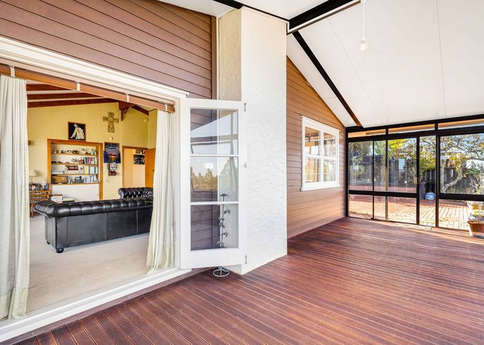  at 768 South Titirangi Road, Titirangi, Auckland