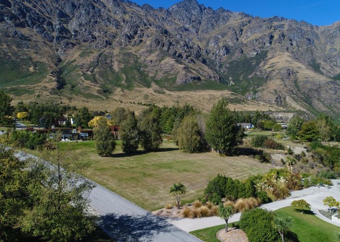  at 3 Bluff View Terrace, Drift Bay, Queenstown