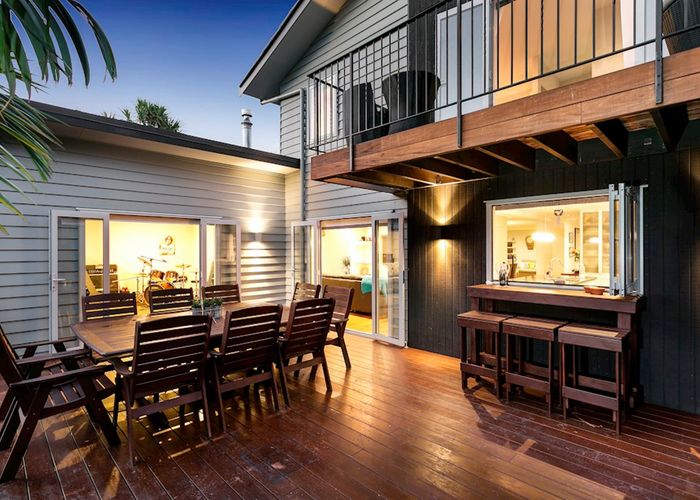 at 3 Tauhinu Road, Greenhithe, Auckland