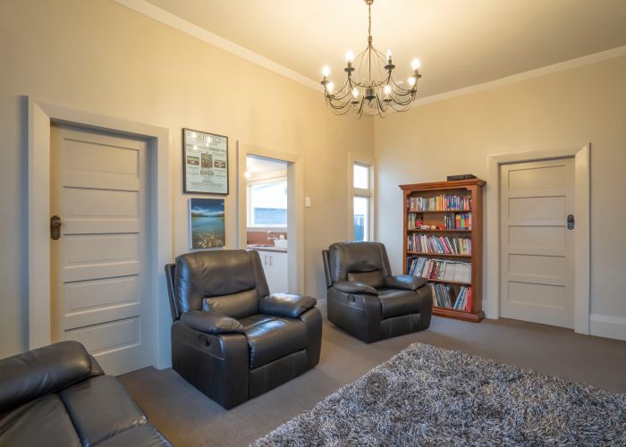  at 128 Avon Road, Clifton, Invercargill