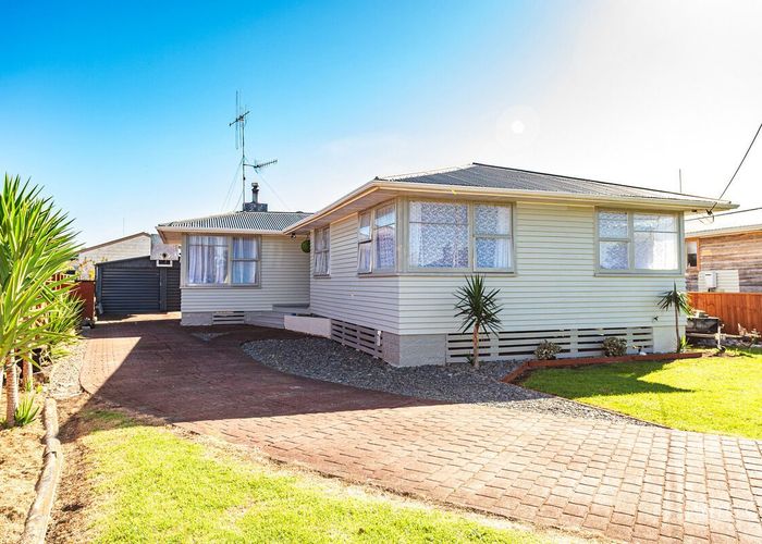  at 12 Durham Road, Springvale, Whanganui, Manawatu / Whanganui