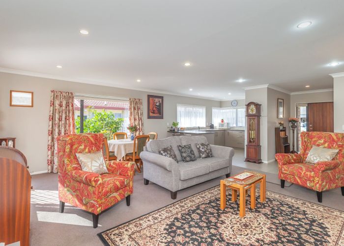  at 63 Winchester Street, Levin