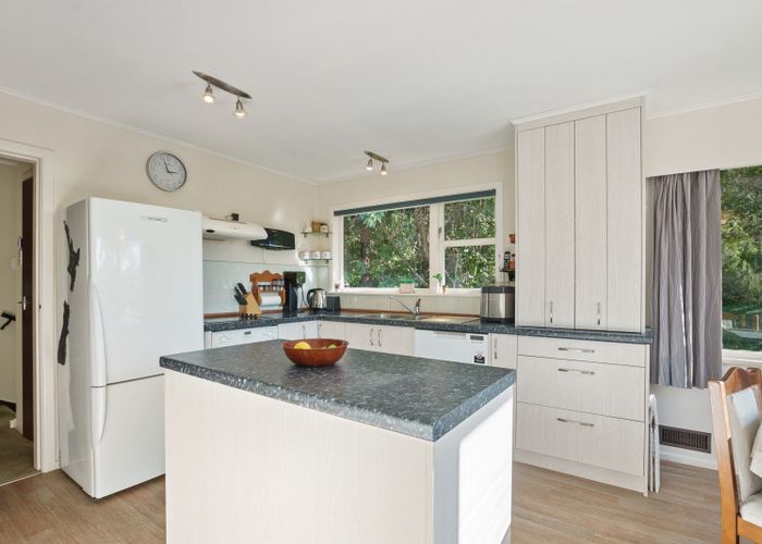  at 10 Haven Grove, Naenae, Lower Hutt