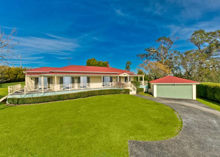  at 19 Kimberly Grove, Greenhithe, Auckland