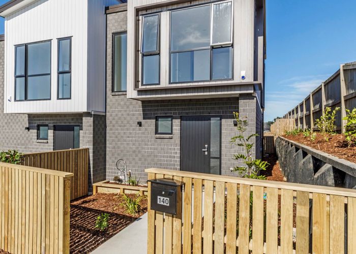  at 140 Tiriwa Drive, Massey, Auckland