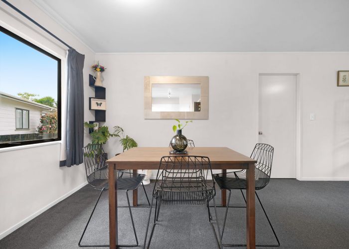  at 2/101 Settlement Road, Papakura, Papakura, Auckland