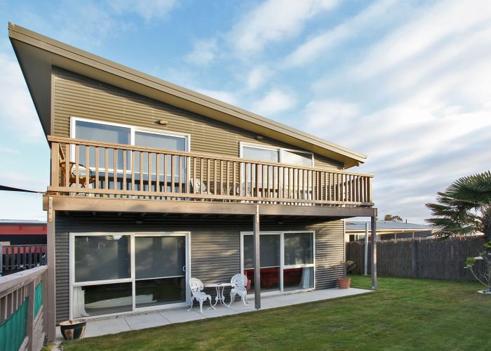  at 16 Beach Road, North New Brighton, Christchurch City, Canterbury