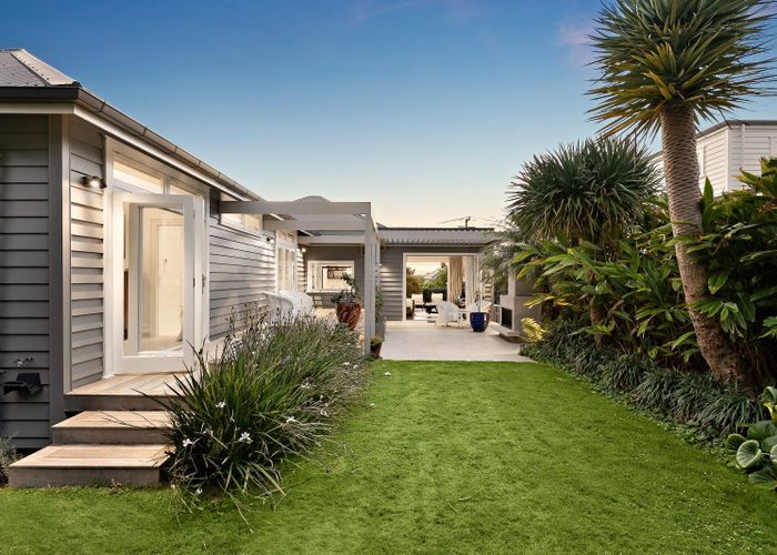  at 4 Farrar Street, Grey Lynn, Auckland City, Auckland