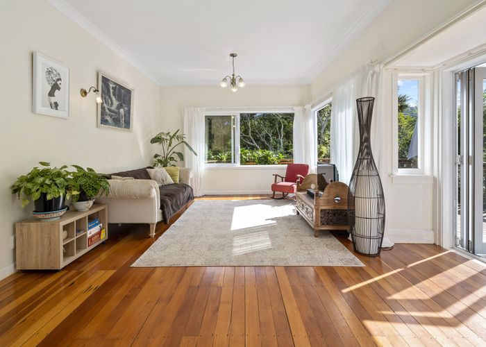  at 19 Ocean View Road, Huia, Auckland