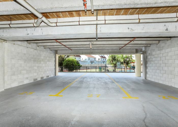  at 13/3A Harrison Road, Mount Wellington, Auckland City, Auckland