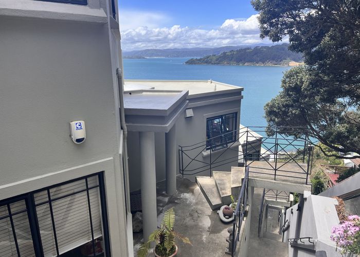 at 2/79 Grafton Road, Roseneath, Wellington
