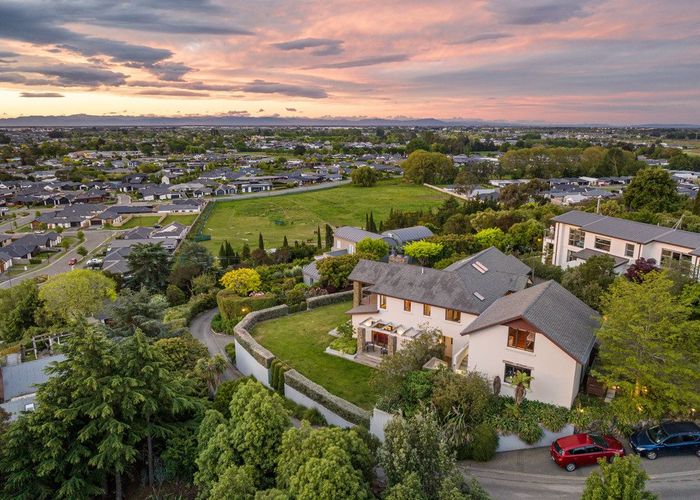  at 893 Cashmere Road, Halswell, Christchurch