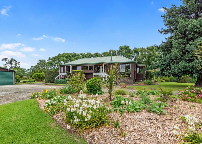  at 279 Peak Road, Helensville