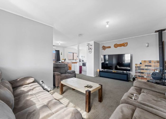  at 22 Granville Drive, Massey, Auckland