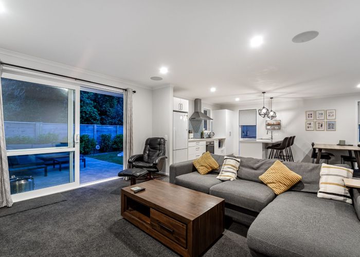  at 44 Martingale Drive, Whitby, Porirua