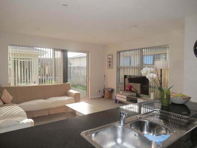  at 16 Treestump Road, Takanini, Papakura, Auckland