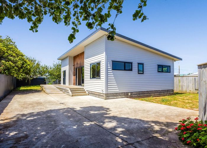  at 1A Sutton Crescent, Papatoetoe, Auckland