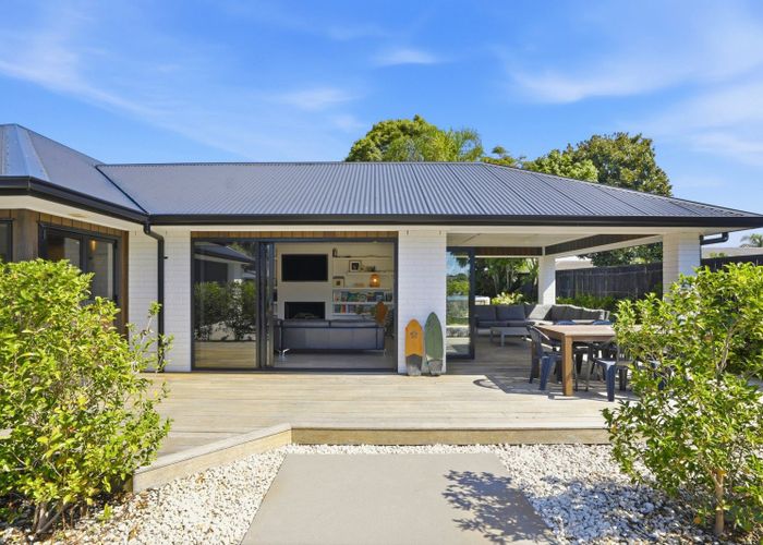  at 138 Gloucester Road, Mount Maunganui, Mount Maunganui