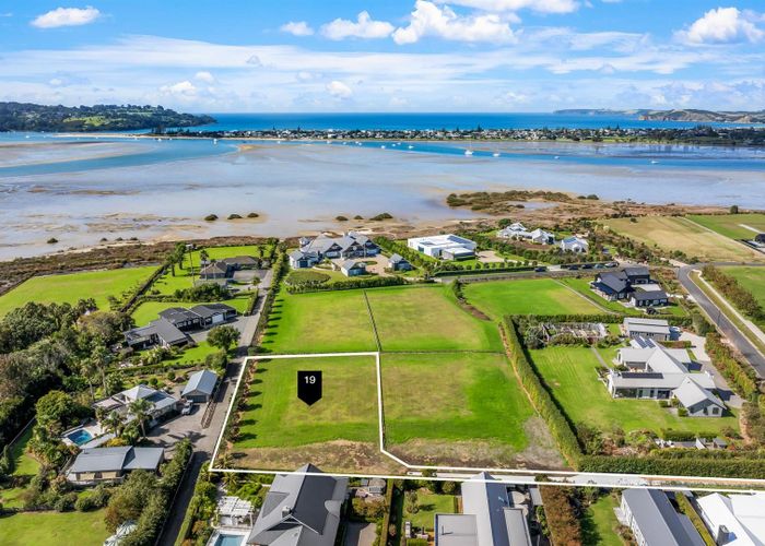  at 19 Sandpiper Avenue, Point Wells, Rodney, Auckland