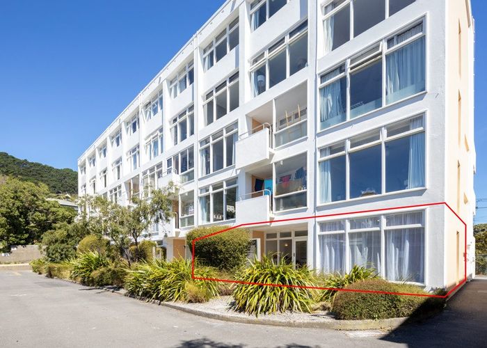  at 1/4 Claremont Grove, Mount Victoria, Wellington