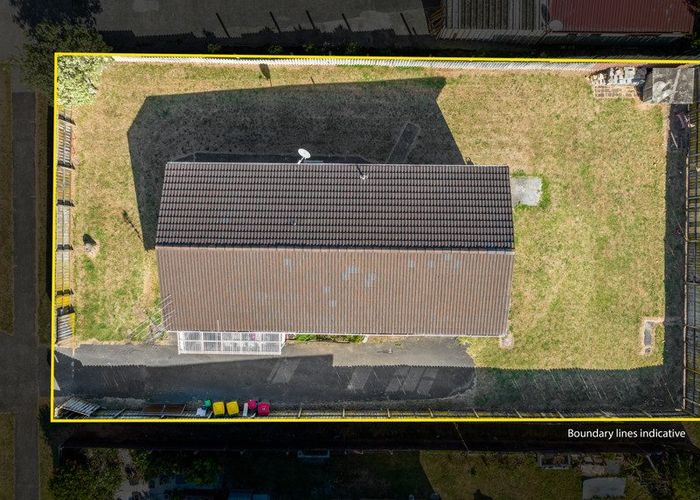  at 15 Dillon Crescent, Clover Park, Auckland