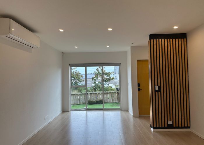  at 111 Tarapuka Road, Westgate, Waitakere City, Auckland