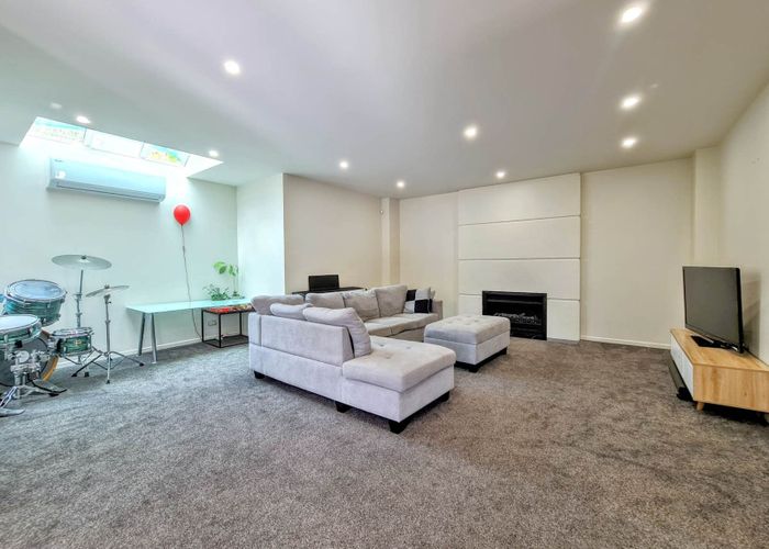  at 38A Oakwood Grove, Eastern Beach, Manukau City, Auckland