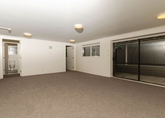  at 8 Swanson Road, Henderson, Auckland