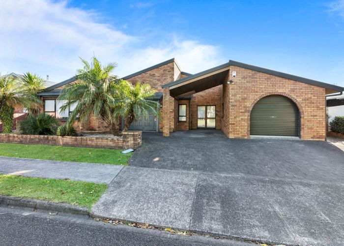  at 15 Freelance Terrace, Pahurehure, Papakura, Auckland