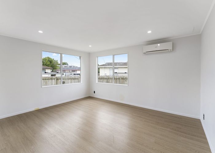  at 1/18 Trimdon Street, Randwick Park, Manukau City, Auckland